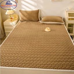 Thảm trải giường viền lông cừu cao cấp 1