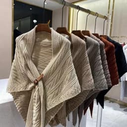 Khăn Choàng Tam Giác 2in1 vừa là khăn , áo choàng chất Len thừng cashmere phong cách Hàn Quốc 1