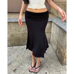 Lina Skirt - Chân váy thun midi đuôi cá cạp trễ Mythstudio 1