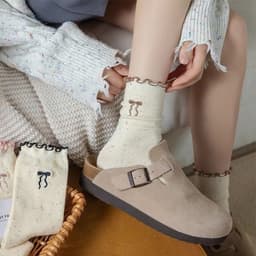 Set 10 Đôi Vớ Nữ Cổ Cao Cotton Viền Bèo Ren Thêu Hình Nơ Nhỏ Xinh - Tất Cổ Bèo Thanh Lịch Dễ Phối Đồ Hàn Quốc 8