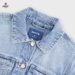 Áo khoác jean croptop nữ GENVIET JEANS 1 lớp in chữ vải denim cao cấp tôn dáng thanh lịch basic 9061 5