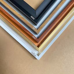 Bộ 3  tranh treo tường in canvas tone đỏ theo yêu cầu 4