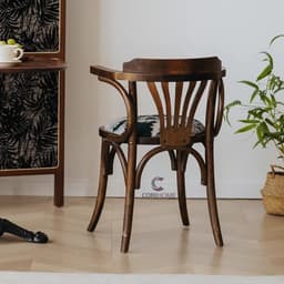 Ghế Vương Miện,Ghế Bentwood Số 24 CORIHOME  Thể Hiện Hự Khéo Léo Tinh Tế Của Các Nghệ Nhân Uốn Cong 7