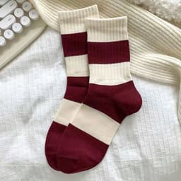 Sét 10 đôi tất nơ đỏ cổ cao kẻ ngang 8