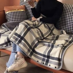 Chăn Ngủ Văn Phòng Kiêm Áo Choàng Chất Liệu Mềm Mại Nhỏ Gọn Tiện Dụng Dễ Dàng Mang Đi size 100x140cm NHÀ TH 5