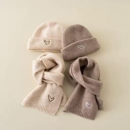 Mũ Đa Năng Chống Lạnh Chống Gió Bộ Trẻ Em Thêu Trái Tim Mùa Đông Beanie Khăn Bộ Bé Gái Bé Trai Dệt Kim Len Ấm 1