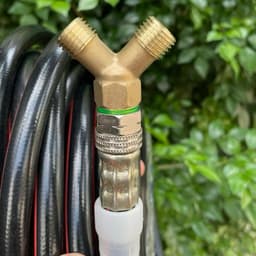 Đầu chia nước chữ Y 2 đầu ngõ ra dùng cho máy phun xịt cao áp, dây phun thuốc ren 13.8mm. Chất Liệu Đồng Thau 3