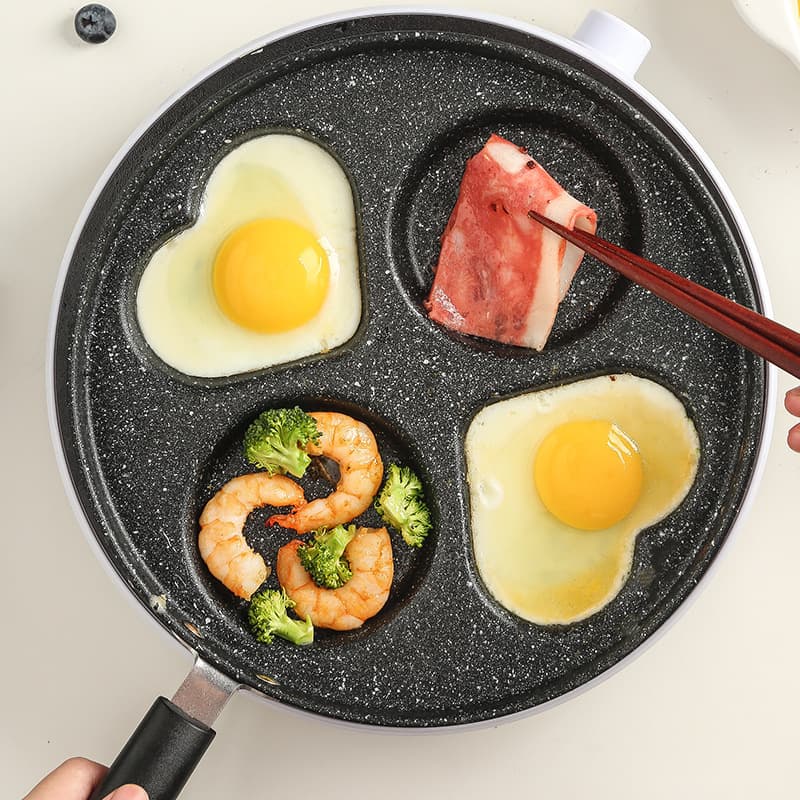 Chảo chiên ốp trứng 4 ngăn chống dính dùng được bếp từ