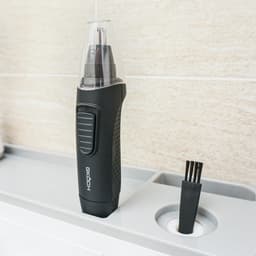 Máy tỉa lông mũi GKÖCH 213, Lưỡi Thép Không Gỉ, An Toàn, Dùng pin AA, Cắt Êm Không Đau 4