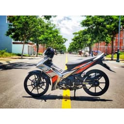  Bộ tem Exciter 2006 bạc đen tem cam, tem zin chính hãng có logo đầy đủ bộ 2