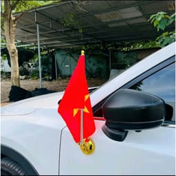 Cờ Tổ Quốc gắn ngoài xe ô tô, cờ Việt Nam đế mạ vàng hít chân không gắn Capo trang trí xe ô tô 8