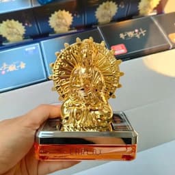 Nước Hoa Ô Tô CARLOX Tượng Phật Quan Thế Âm Chạy Năng Lượng Mặt Trời Tỏa Hương Thơm Mát Nhẹ Nhàng 2