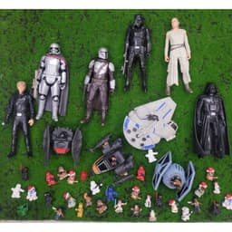 Mô hình Star Wars đã qua sử dụng 1
