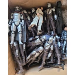 Mô hình Star Wars đã qua sử dụng 3