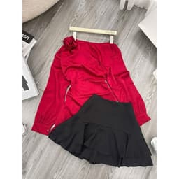 Set Áo Đỏ Lụa Lệch Vai Sang Chảnh – Hot Trend Dự Tiệc, set đồ mặc tết | Xukadress 8