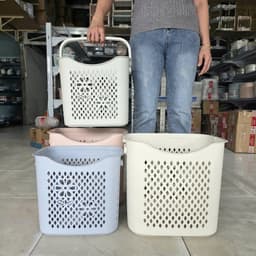 Giỏ Nhựa Vuông Caro Có Quai Xách Việt Nhật 3371/72/73, Sọt Đựng Quần Áo Và Đồ Chơi Tiện Ích - DOMUS 7