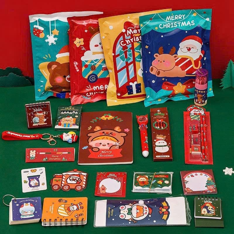 Túi quà giáng sinh túi mù dụng cụ học tập LOẠI TO gồm 8-10 sản phẩm chủ đề Noel ngẫu nhiên - Smart Baby