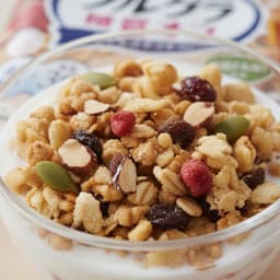 Ngũ cốc trái cây Calbee 600g 8