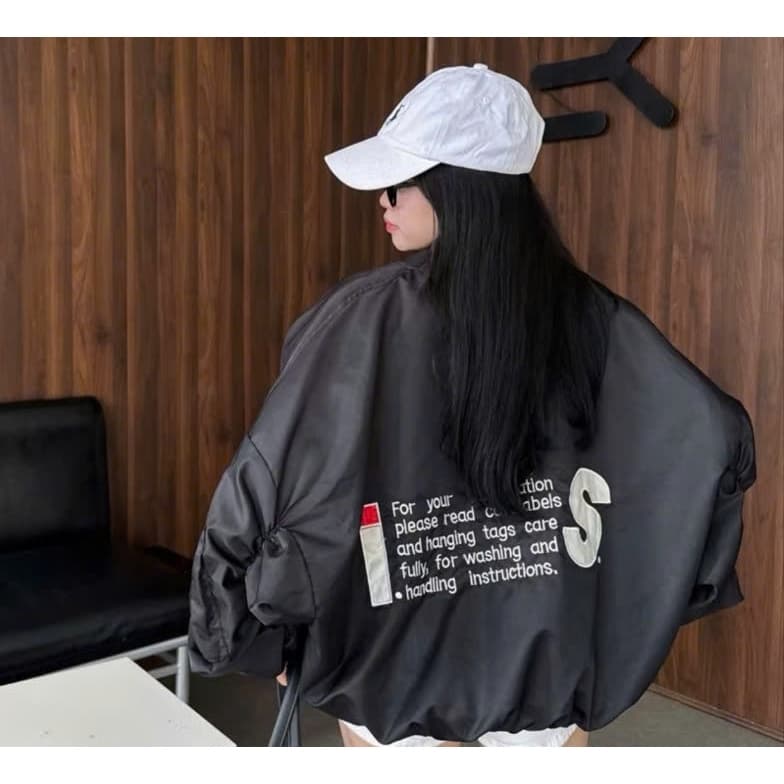 Áo khoác gió bomber 2 lớp tay nhún in chữ lưng dáng rộng ulzzang trẻ trung