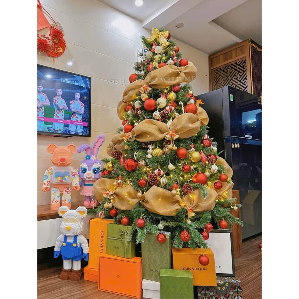 Hộp châu vali kiểu 52 trái đồ trang trí cây thông noel rực rỡ