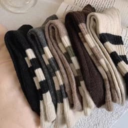 Tất Nữ - Set 10 Đôi Tất vớ nữ Cổ Cao Kiểu Dáng 3 Sọc Ngang Thấm Hút Mồ Hôi Thoáng Mát VINBEO 6