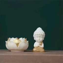 Tượng phật Sakyamuni ngồi đài sen mini để taplo ô tô, bàn làm việc mang lại bình an và may mắn 8