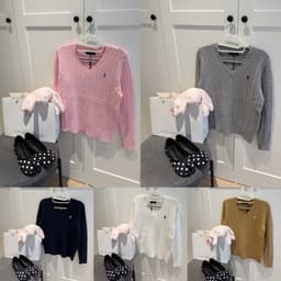 𝟏𝟒𝐚𝐦.𝐬𝐭𝐮𝐝𝐢𝐨 | Áo Len Cổ Tim Nữ Dệt Kim Vặn Thừng Tay Dài Thêu Ngựa Style Hàn Quốc Thu Đông 2