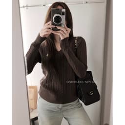 𝟏𝟒𝐚𝐦.𝐬𝐭𝐮𝐝𝐢𝐨 | Áo Len Cổ Tim Nữ Dệt Kim Vặn Thừng Tay Dài Thêu Ngựa Style Hàn Quốc Thu Đông 1