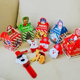 Túi quà giáng sinh túi mù dụng cụ học tập LOẠI TO gồm 8-10 sản phẩm chủ đề Noel ngẫu nhiên - Smart Baby 7