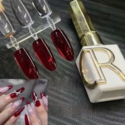 Chai Sơn thạch đỏ CR màu rượu vang sang trọng, quý phái (Cần sử dụng máy hơ) Nail Michi 8