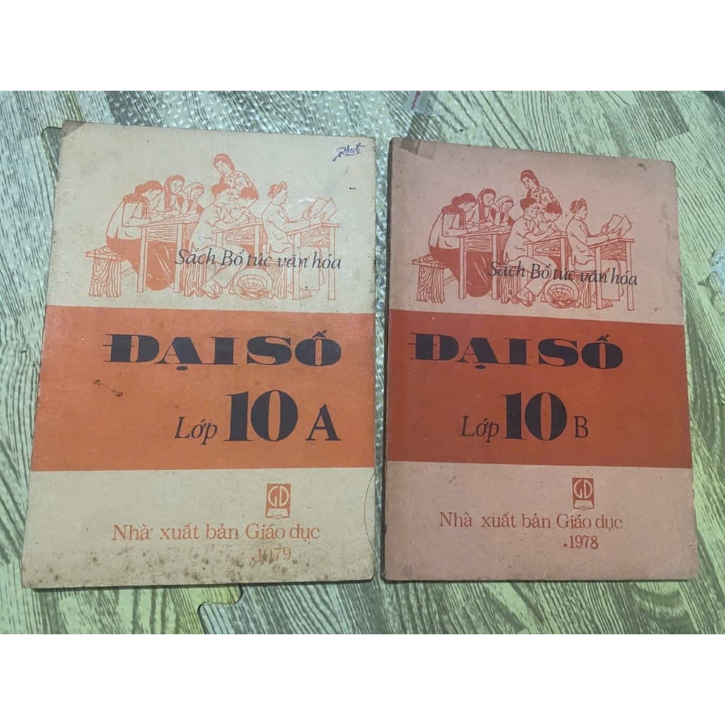 (xưa cũ) Set 2q Vở Đại số lớp 10 xưa cũ 197x