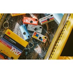 Máy Ảnh Kỹ Thuật Số Kodak Charmera Dạng Móc Khóa Keychain Digital Camera 3