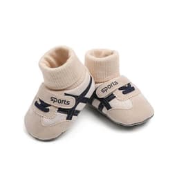 Giày Cho Bé Sơ Sinh Từ 0-18 Tháng Tuổi Có Đế Mềm Chống Trượt Cho Bé Tập Đi Siêu Nhẹ Êm Chân Form Ôm Chân 3