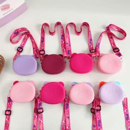Túi xách đeo chéo silicon hình gấu dâu lotso, thời trang dễ thương bé gái đựng mỹ phẩm, túi tỏi 8
