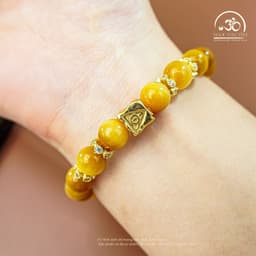 Ngọc Đan Tâm - Vòng Tay Đá Mắt Hổ Vàng 8mm 6A Phối Charm Vuông - Mệnh Kim & Mệnh Thổ 3