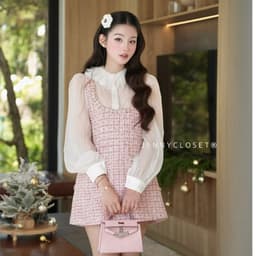 “𝗡𝗘𝗦𝗦𝗔 𝗦𝗘𝗧 ” • Váy yếm dạ tweed 2dây bản to dáng chữ A  kèm áo sơ mi voan tơ bèo cách điệu-hàng chuẩn mẫu mặc 6