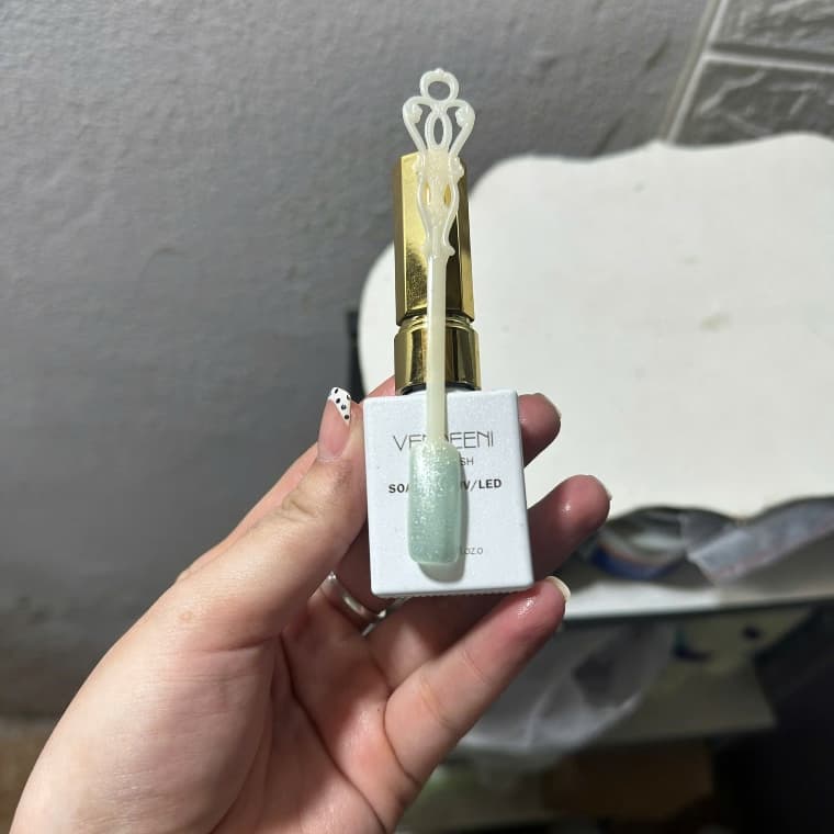 XẢ Kho Mắt Mèo Vedeeni Ánh Xanh Mắt Mèo Ánh Xanh Vẻ Đẹp Tự Nhiên Thu Hút Cho Người Yêu Thích
