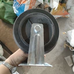 [KKTHN] Bánh xe cao su đúc 20cm gang quay- cố định - Khoá( giá 1c ) 1