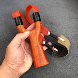 Ná cao su gỗ +1 dây sỏi đá đỏ 1
