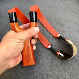 Ná cao su gỗ +1 dây sỏi đá đỏ 2
