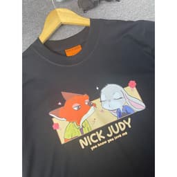 Áo Thun HY KORÉ Judy Nick Kiss 2986 Form Rộng Localbrand Oversize Unisex Vải Cotton 75% Nam Nữ Mặc Đẹp 5