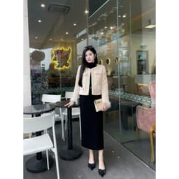 Áo khoác lông thỏ mã 8915 phối tay lông, chất lông thỏ ép mềm mịn, thiết kế 2 lớp sang chảnh 2