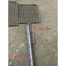 Vỉ kẹp chả, vỉ nướng thịt, vỉ nướng cá inox không gỉ cao cấp, bền bỉ và an toàn cho sức khỏe. 5