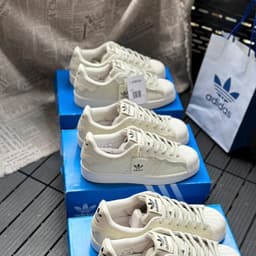 Giày thể thao Unisex màu Trắng kem họa tiết Sóng lượn 'Sò Kem', Size 36-44 2