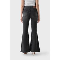 Quần jean nữ ống vảy GENVIET JEANS loe nhẹ vải denim cạp cao 2 cúc tôn dáng chân dài 9176 6