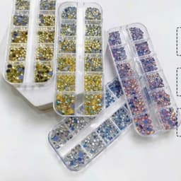 Khay đá nail chân lưới 12 ô đủ kích cỡ, nhiều màu sắc đính móng nổi bật siêu sáng  1