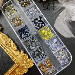 Khay đá nail chân lưới 12 ô đủ kích cỡ, nhiều màu sắc đính móng nổi bật siêu sáng  2