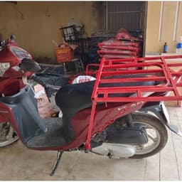 Baga xe máy, giá đỡ xe máy có mở cốp 4