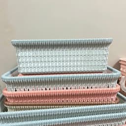 Rổ chữ nhật đan Hiwa cao cấp, nhựa dày bền chắc, không mùi hôi, đa năng, dày chắc, an toàn 3