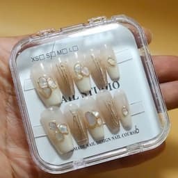 Hộp đựng nailbox móng tay, hộp mica nail box trong suốt hình vuông Tiệm Nail Nhà SuMi 2